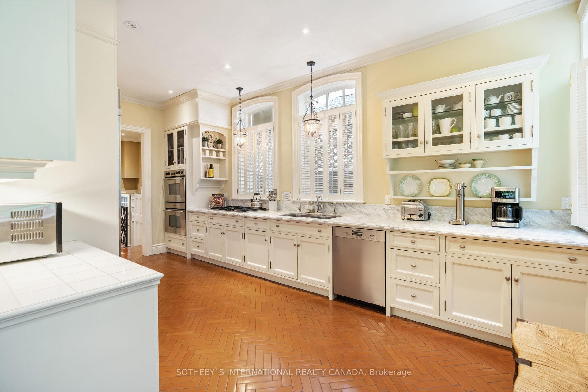 77 Forest Hill Road photo 22