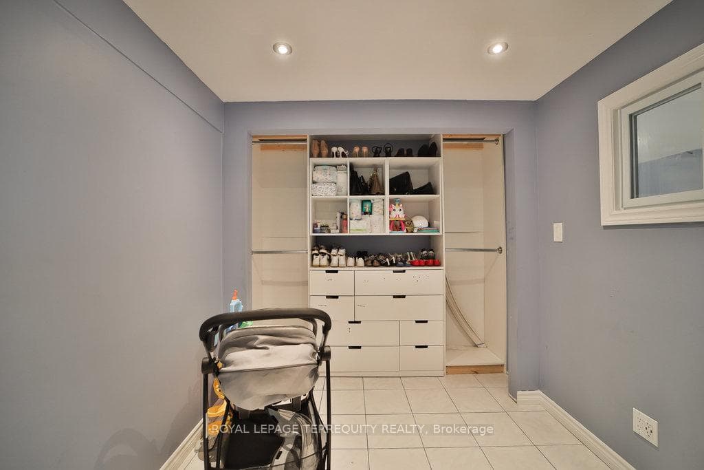 16 Mansfield Crescent photo 30
