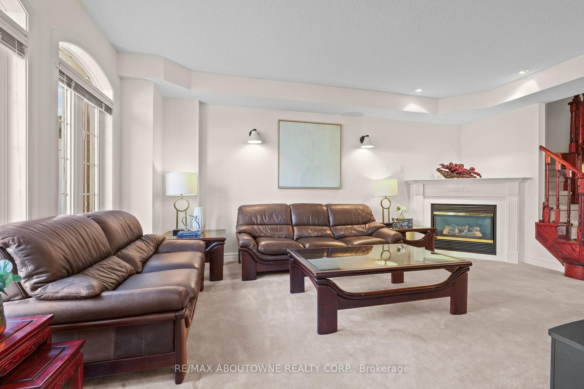 148 Littlewood Drive photo 6