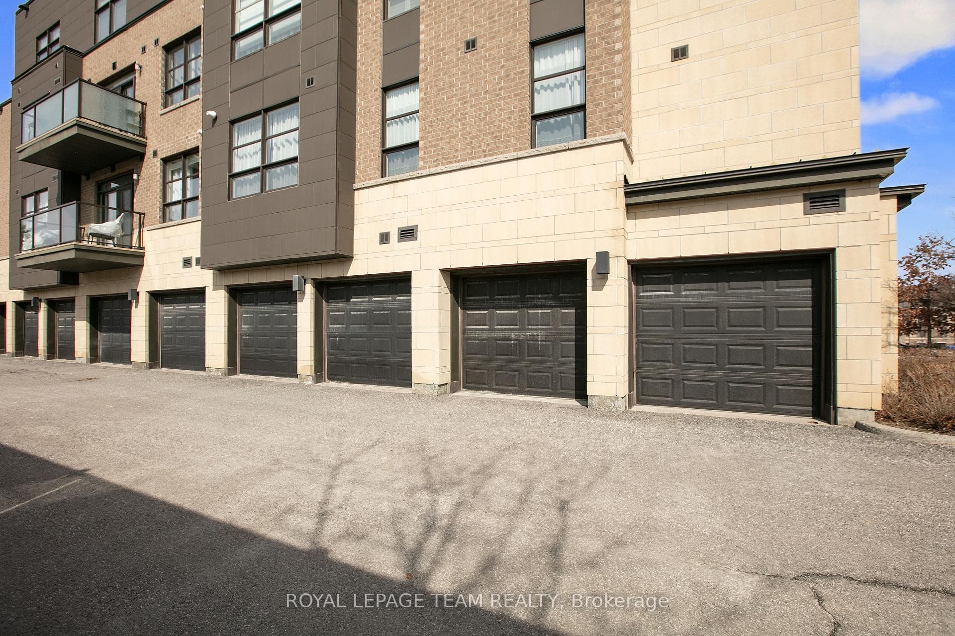 659 Sue Holloway Drive Unit 401 photo 41