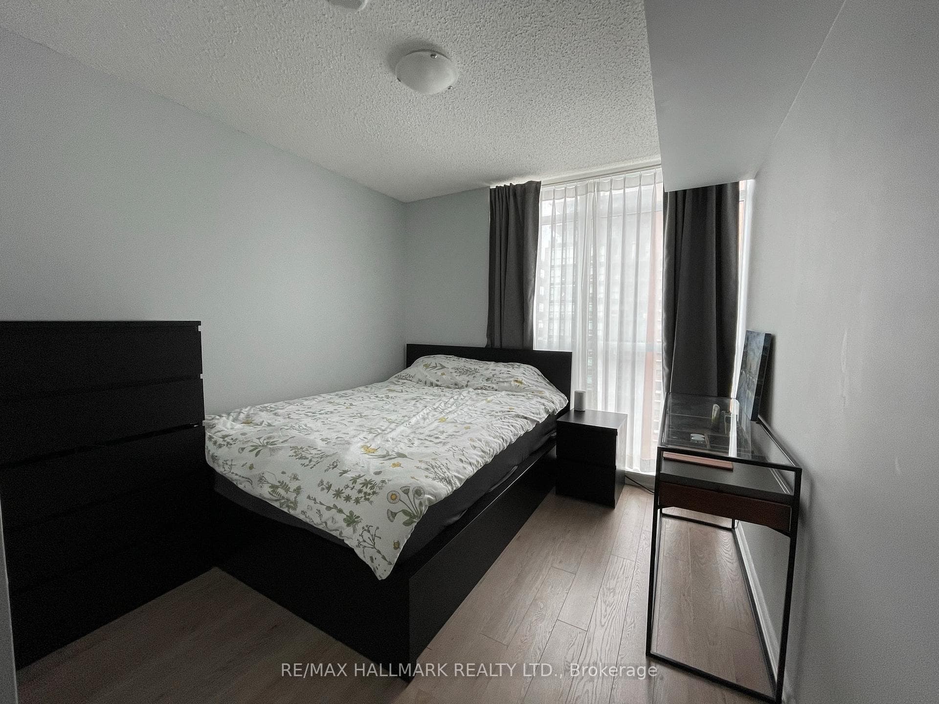 Photo from 2021 - BED