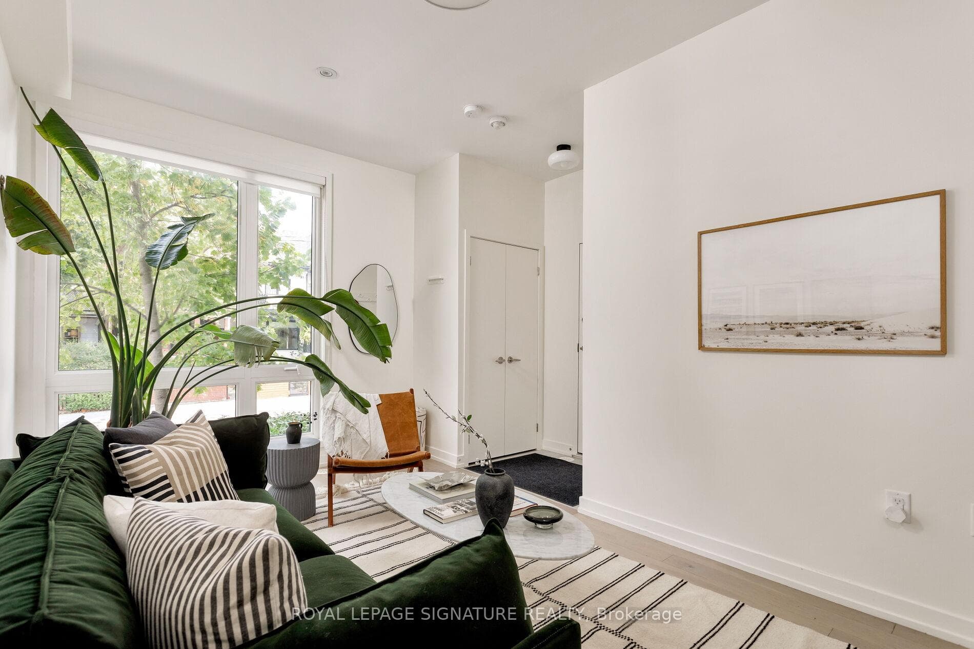31 Florence Street Unit 12 photo 4