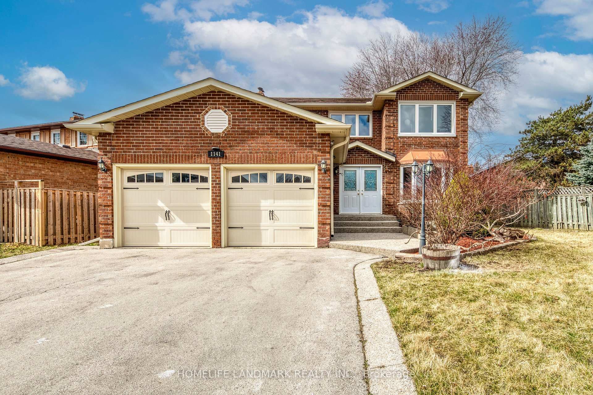 1141 Pilgrims Way photo 1