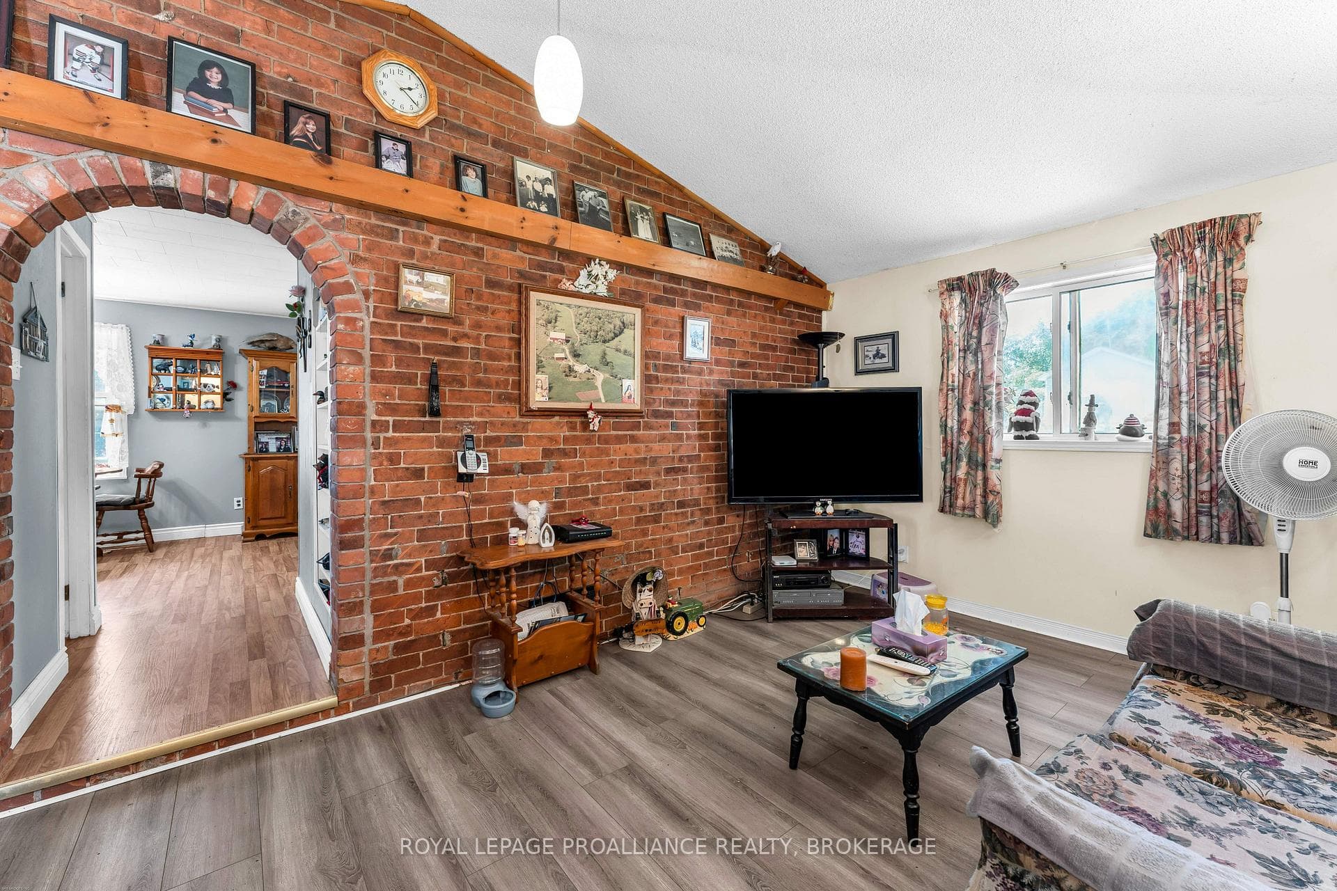 465 Garden Street photo 17