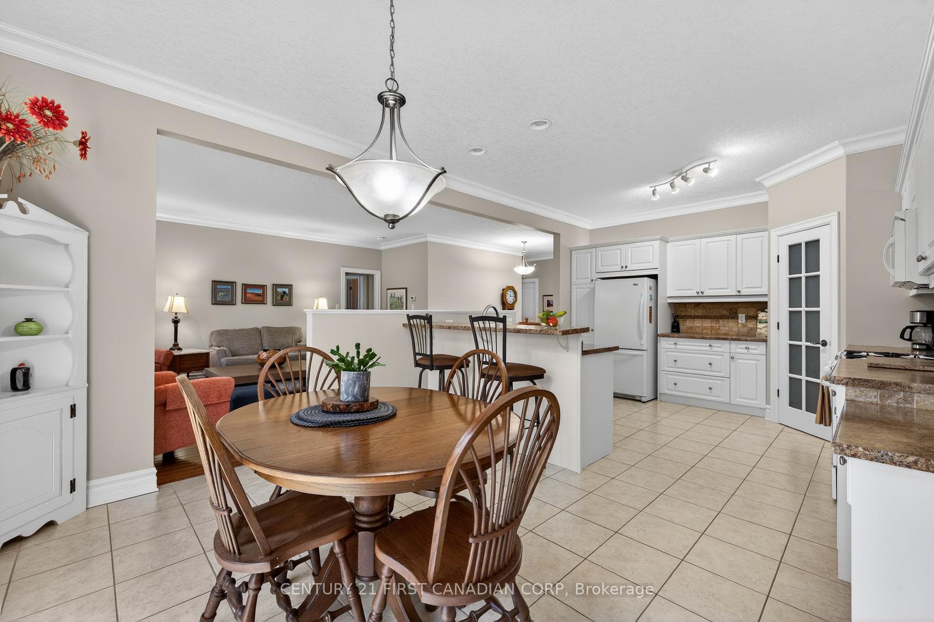 181 Skyline Avenue Unit 9 photo 13