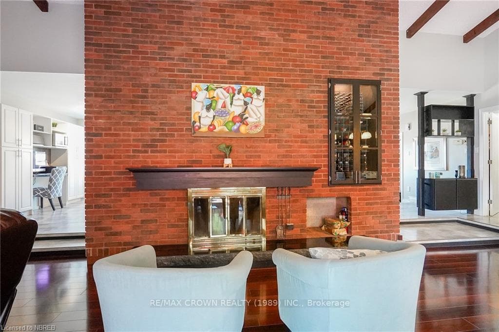 387 MCKEE Drive photo 11