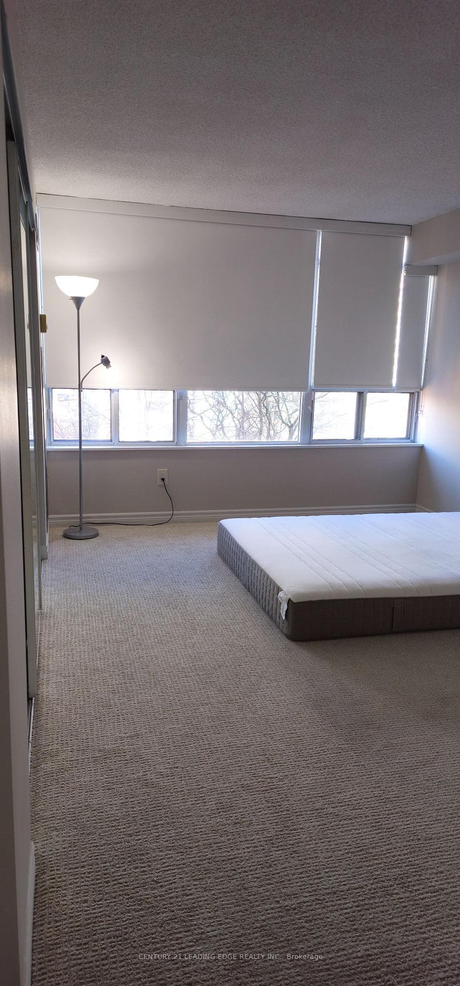 25 MAITLAND Street Unit 703 photo 18