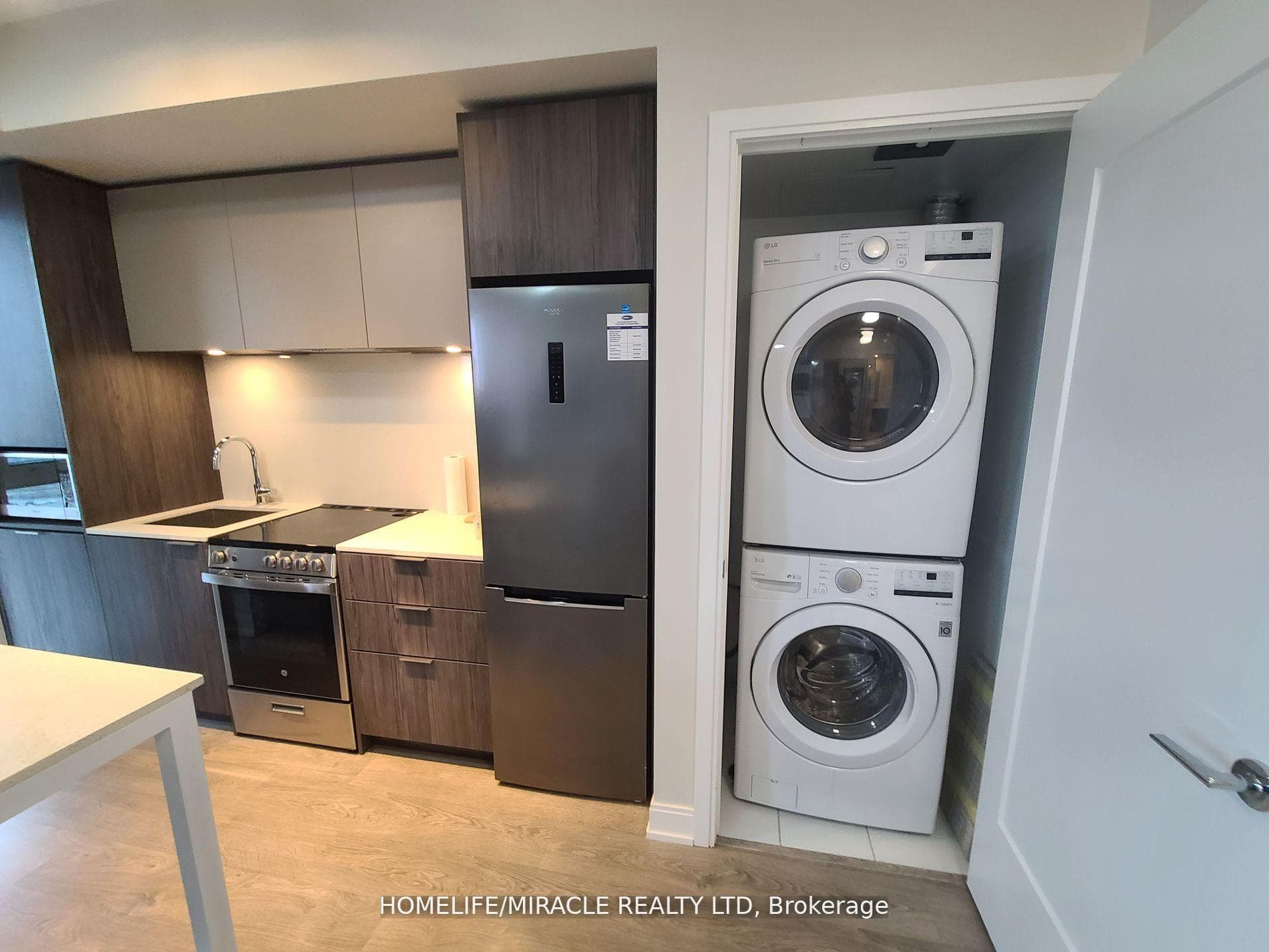 70 Annie Craig Drive Unit 2503 photo 9