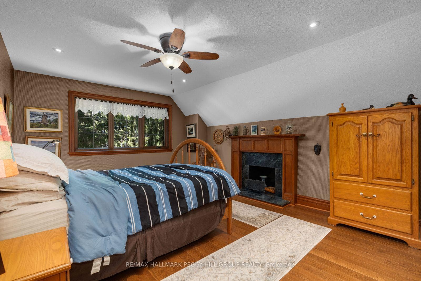 26 Cathedral Pines Road photo 14