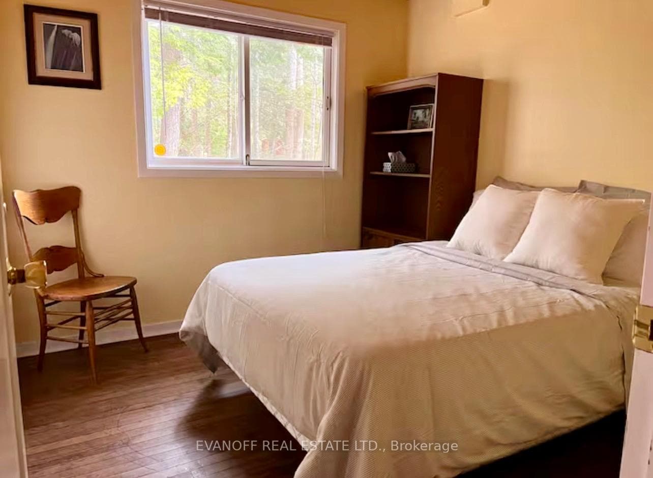 Bedroom #2. Sleeps 2