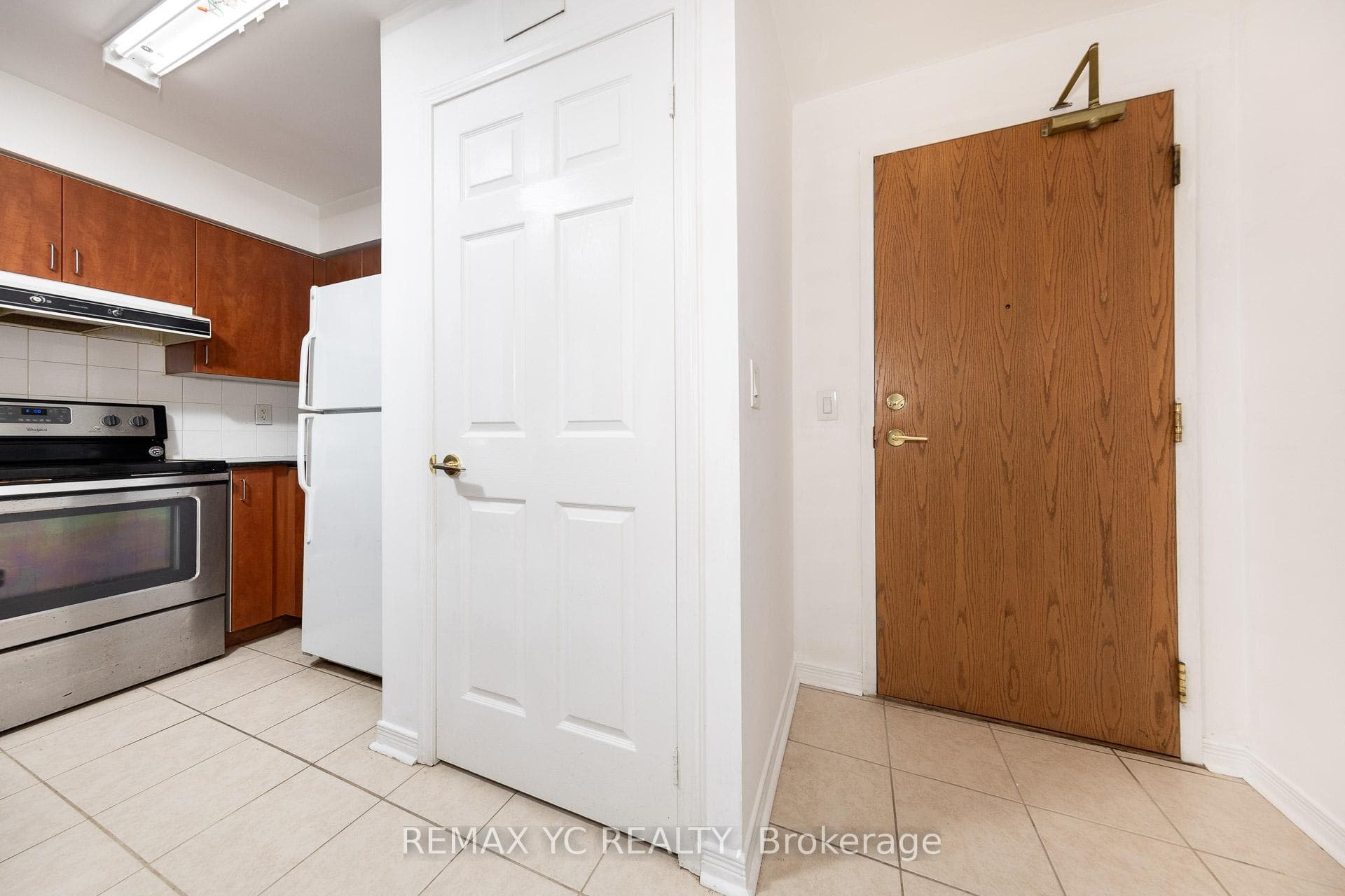 5500 Yonge Street Unit 2410 photo 1