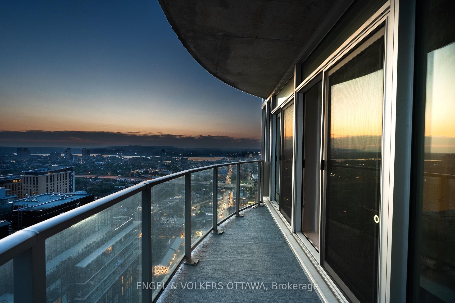 805 Carling Avenue Unit 3602 photo 7