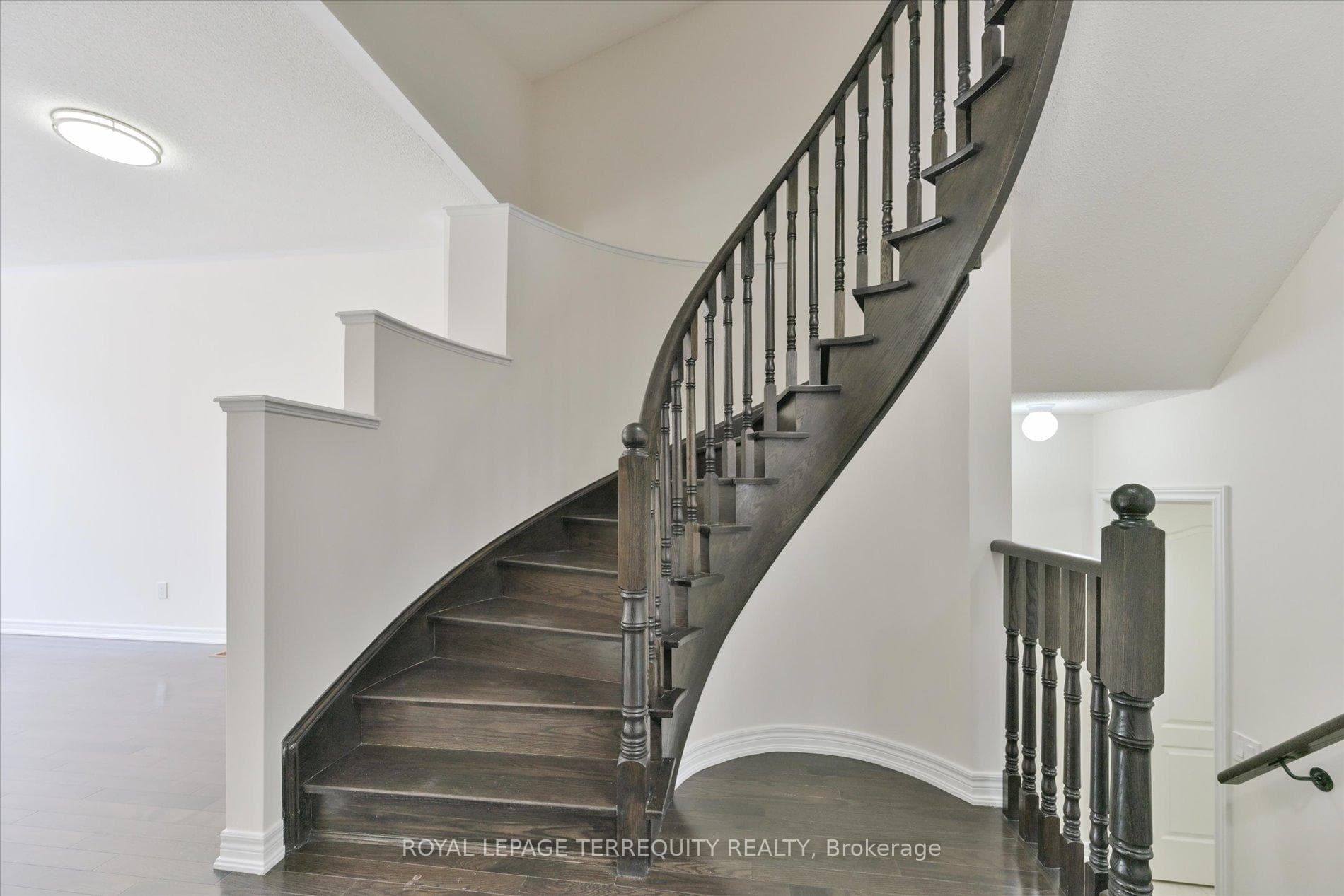 34 Tufo Avenue photo 14