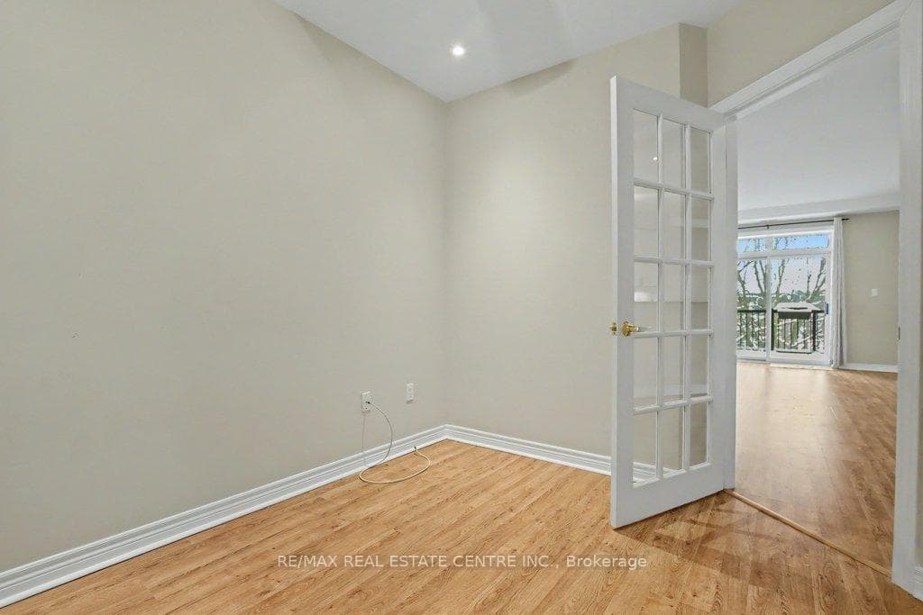 443 Centennial Forest Drive Unit 313 photo 9
