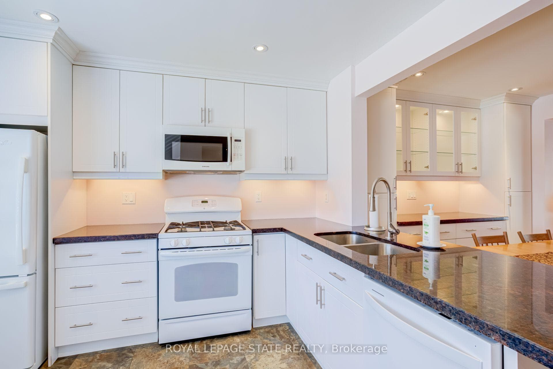1301 Upper Gage Avenue Unit 34 photo 11