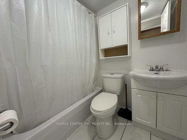 2189 Dundas Street Unit 59 photo 14