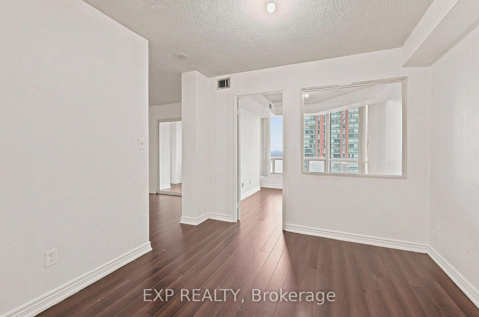 155 Hillcrest Avenue Unit 1114 photo 17