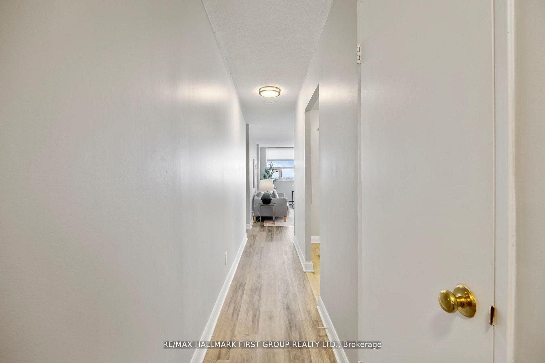 2 WESTNEY Road Unit 1109 photo 8