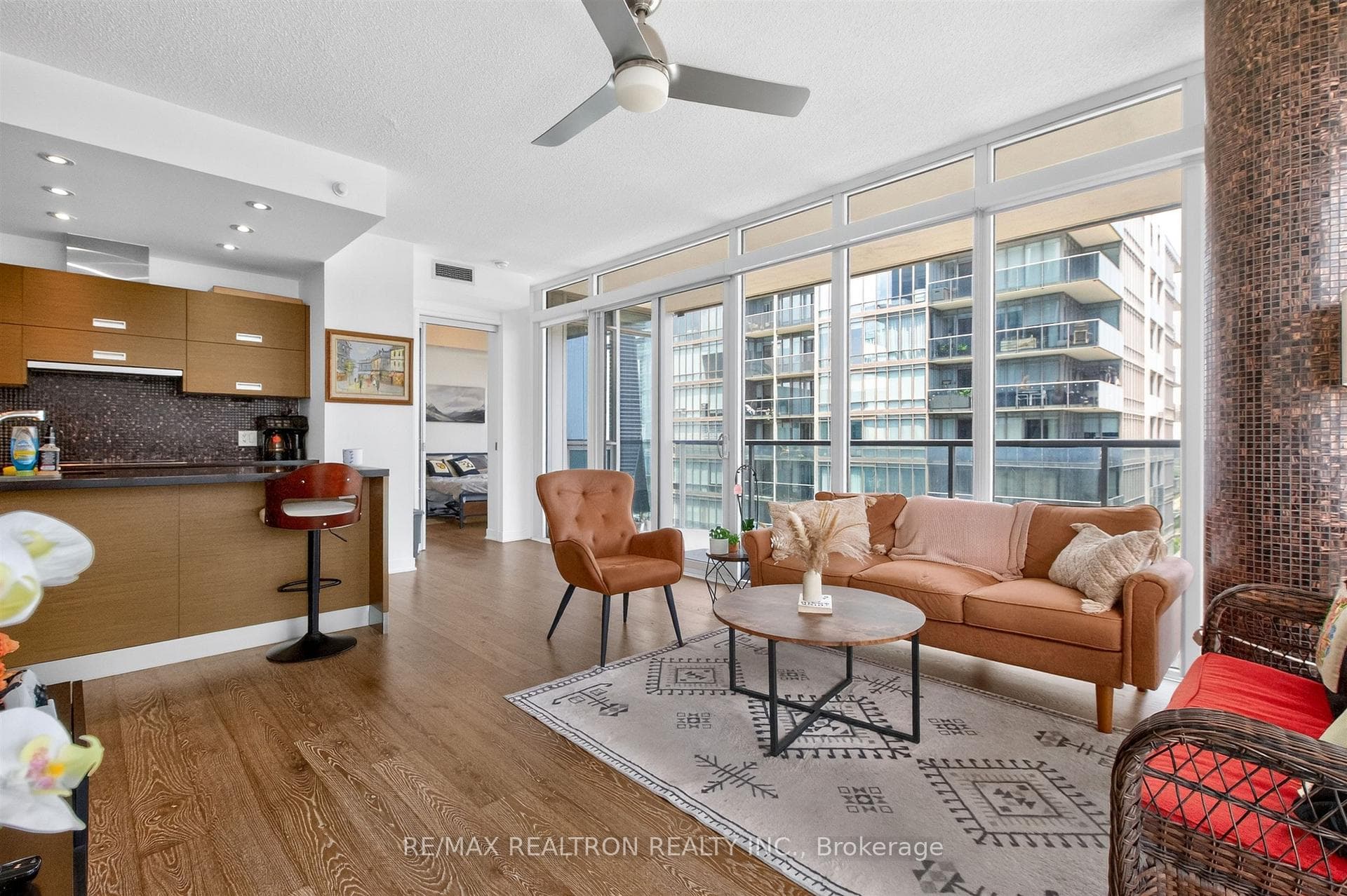 88 Park Lawn Drive Unit 2708 photo 20
