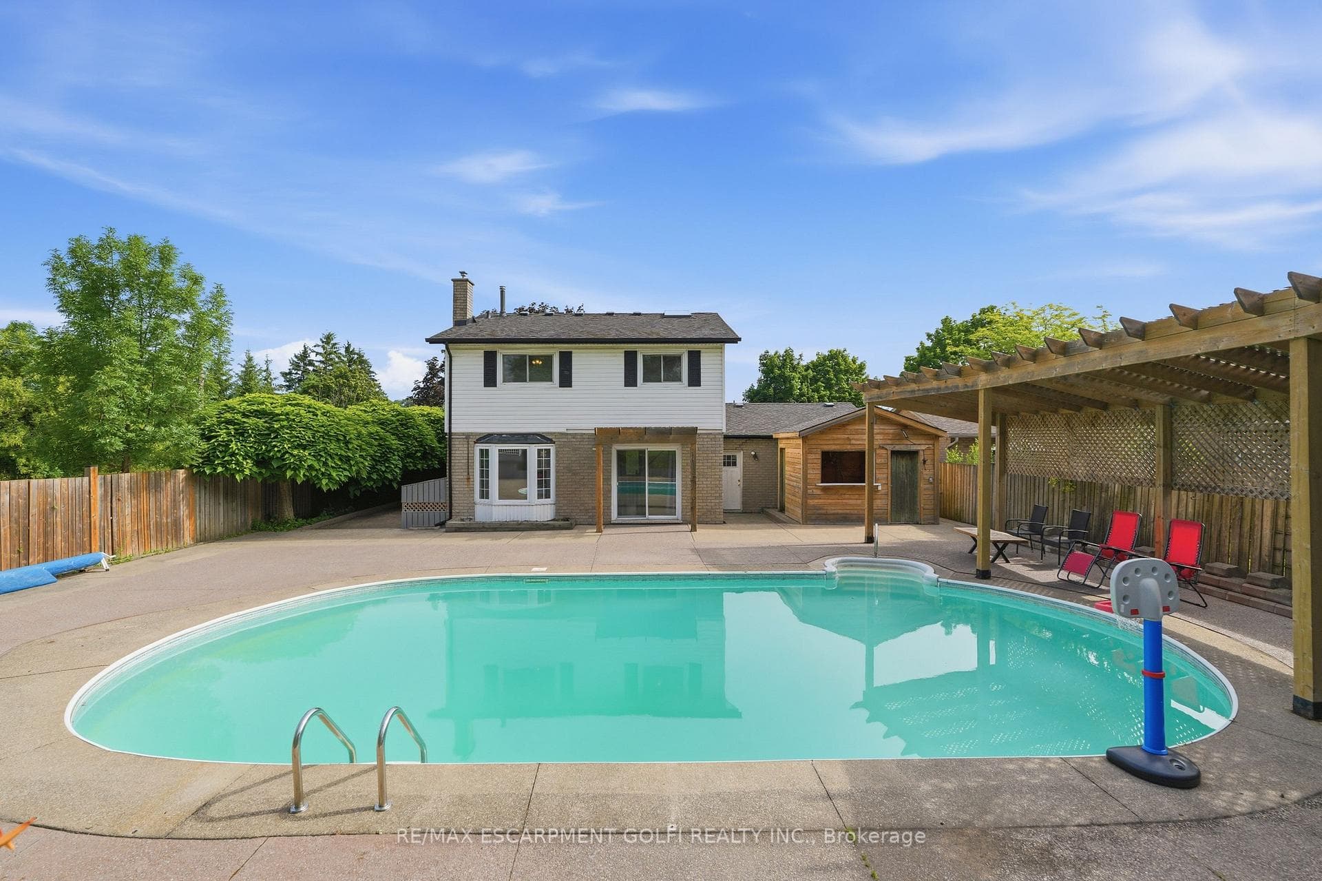 95 Birchpark Drive photo 39