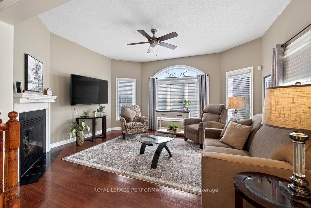 2423 Regatta Avenue photo 5