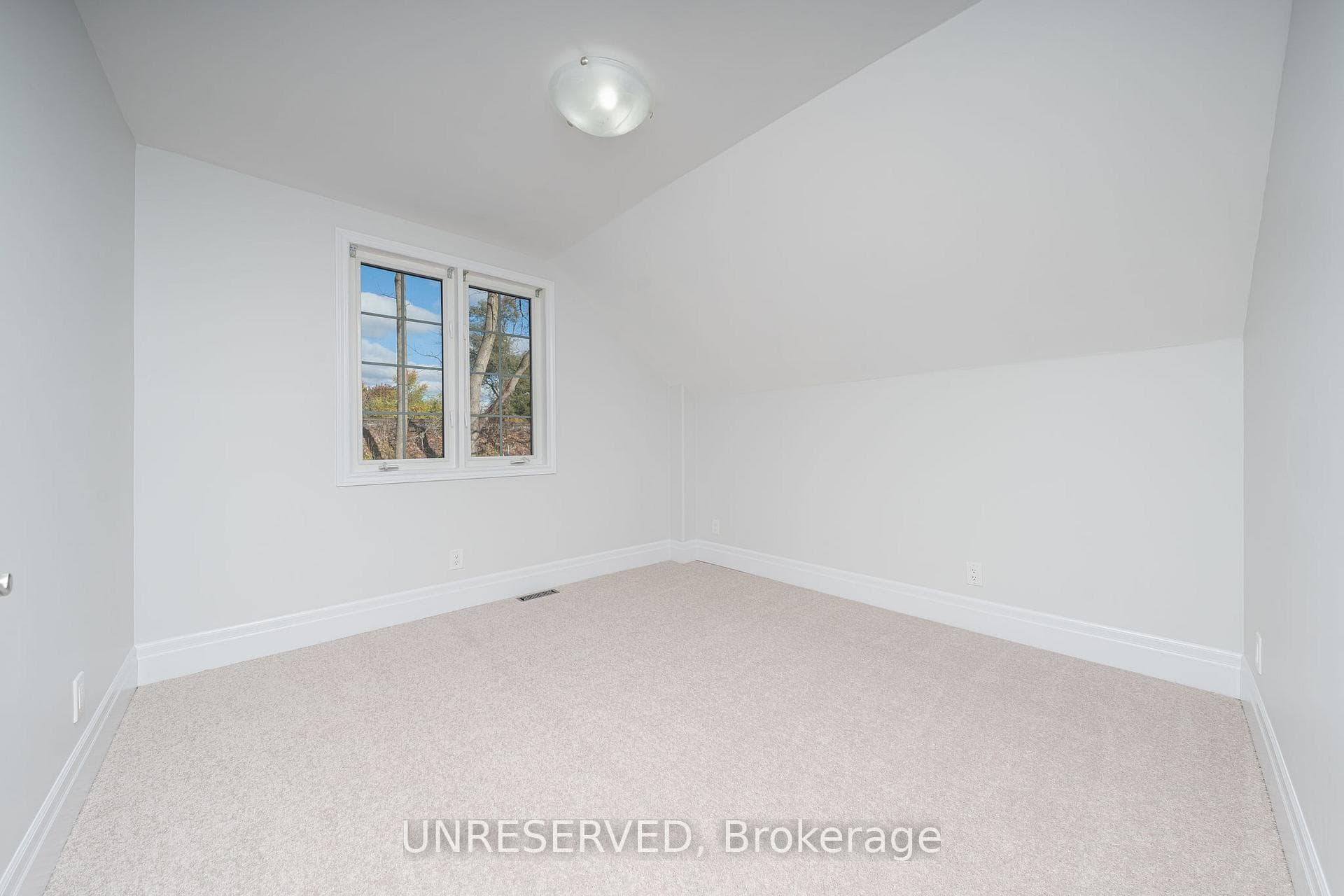 2nd bedroom vaulted ceiling