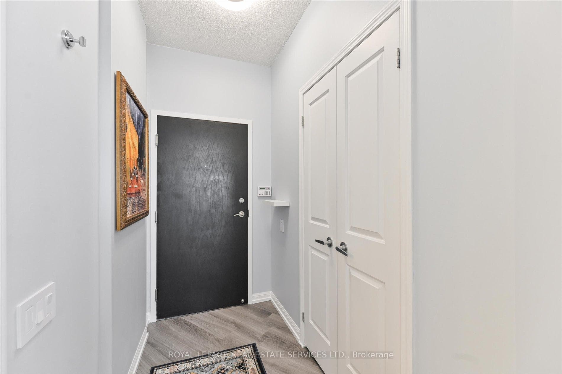 15 Windermere Avenue Unit 1704 photo 6