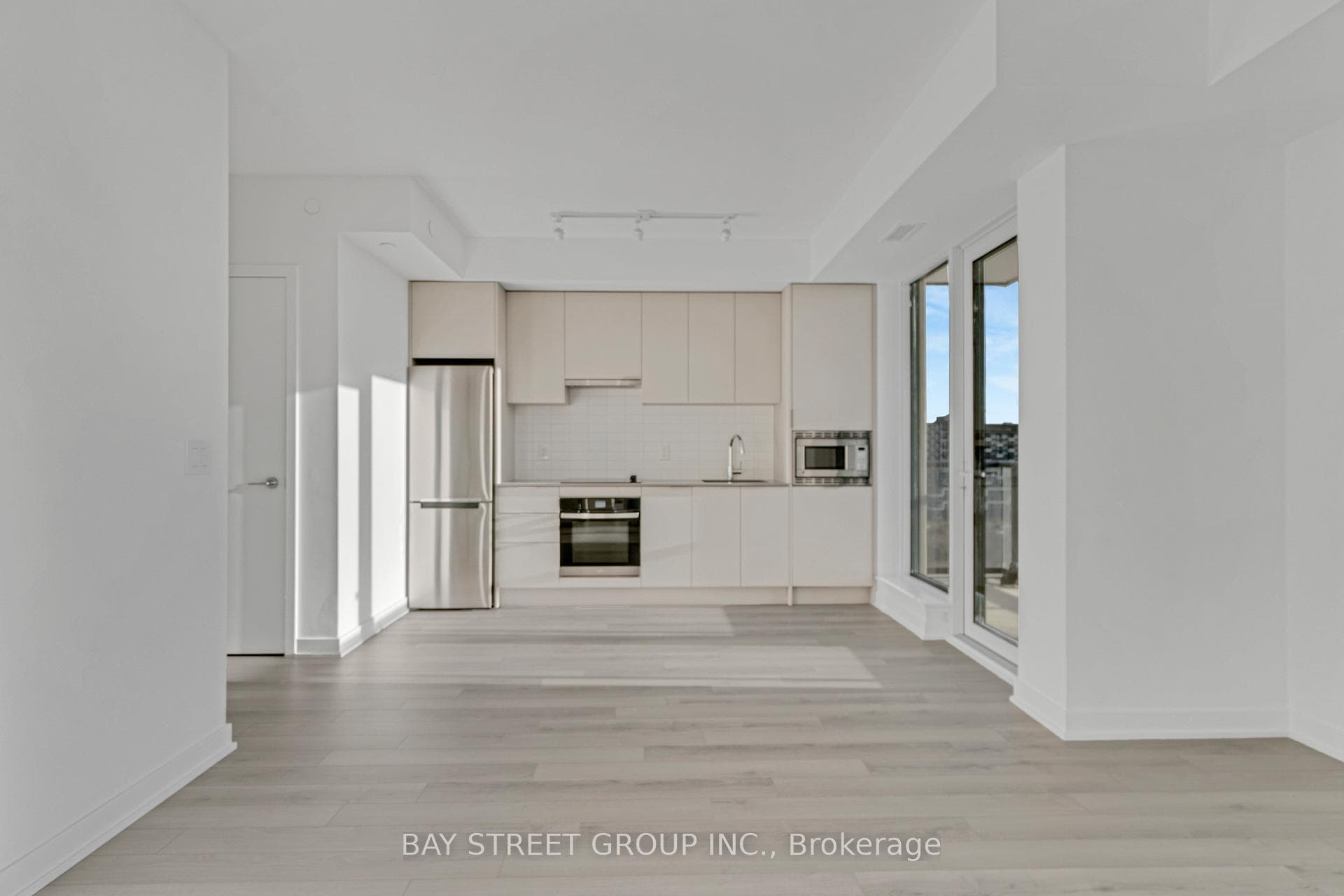 3071 Trafalgar Road Unit 1309 photo 10