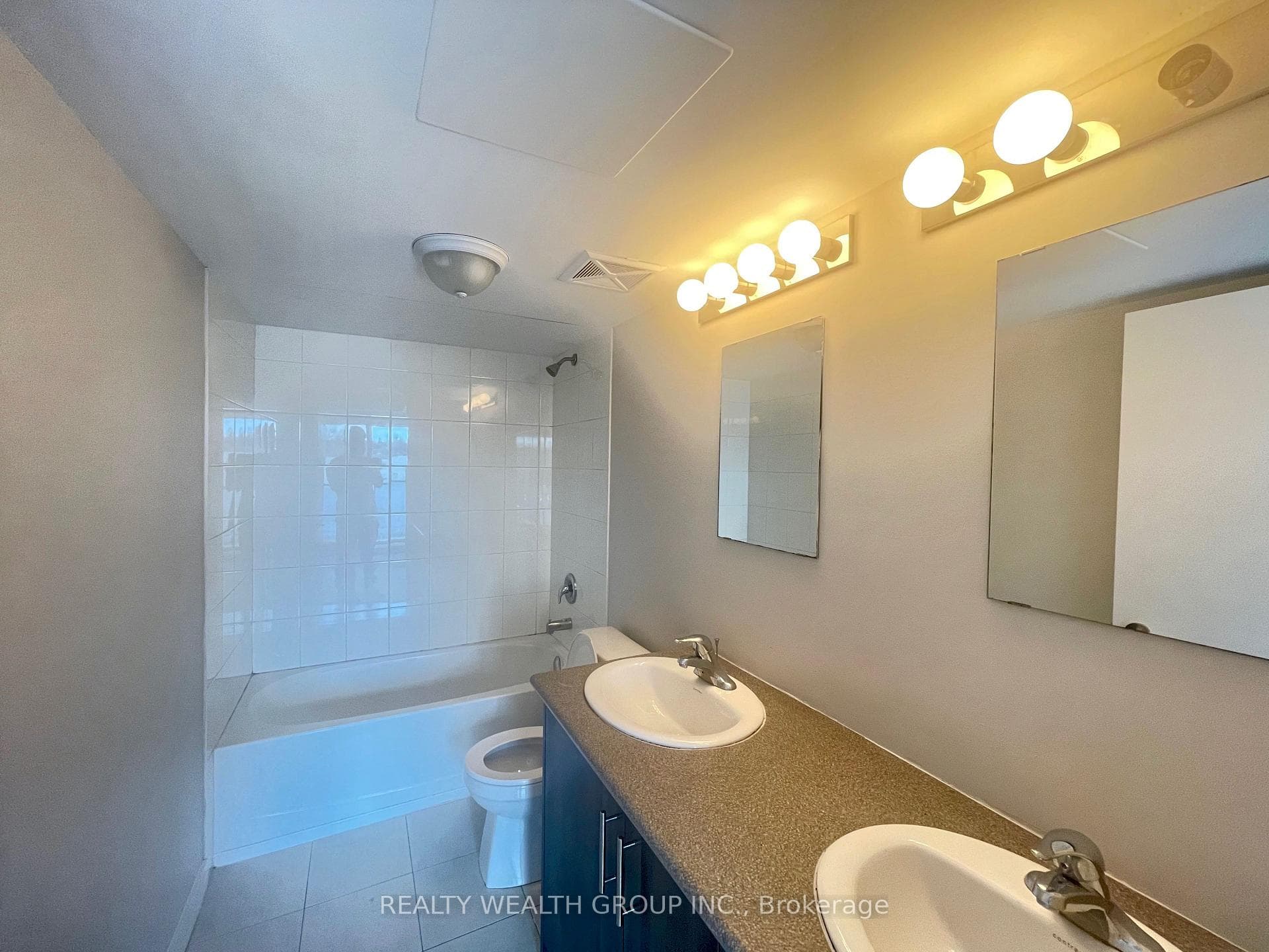 2059 Weston Road Unit 44 photo 8