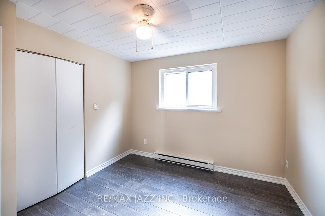 540 Mary Street Unit 2 photo 14