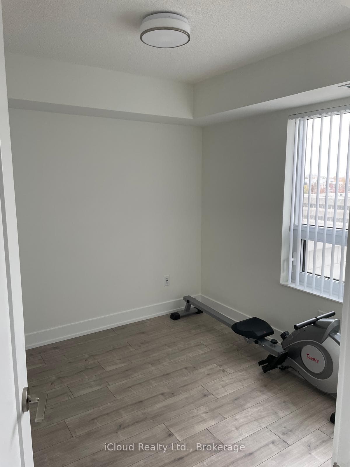 10 Eva Road Unit 705 photo 5