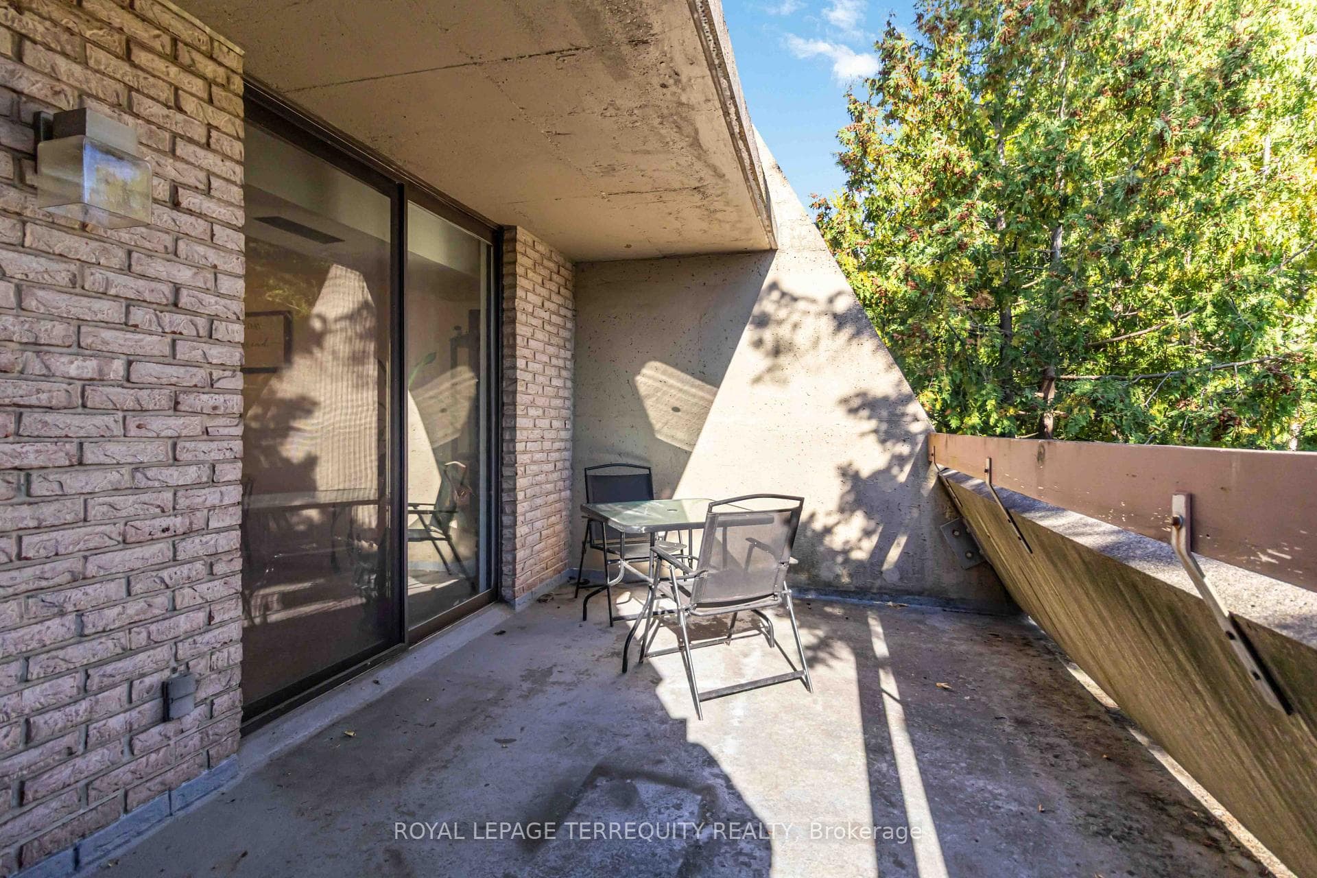 1250 Mississauga Valley Boulevard Unit 46 photo 30