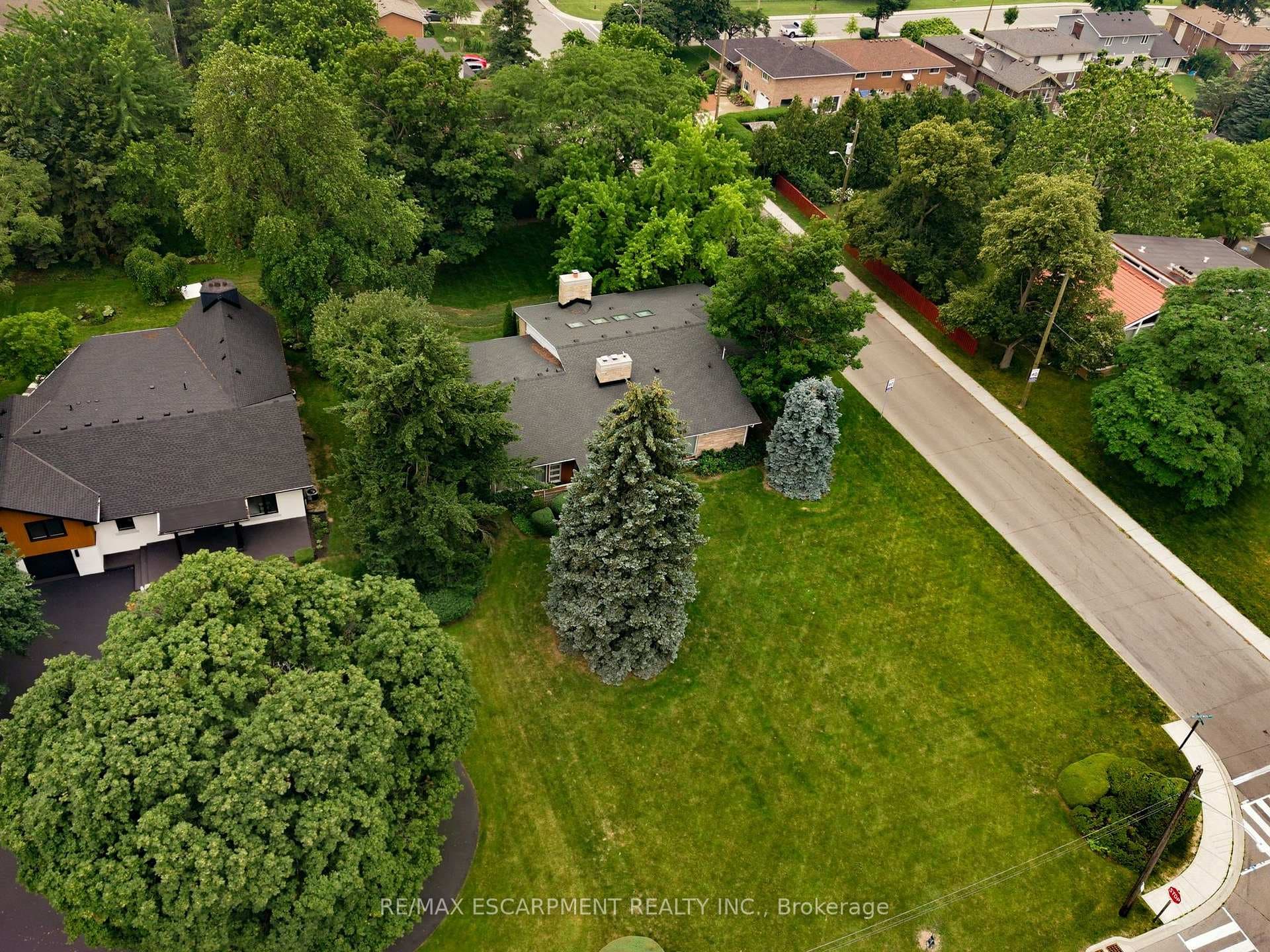 264 Mountain Brow Boulevard photo 40