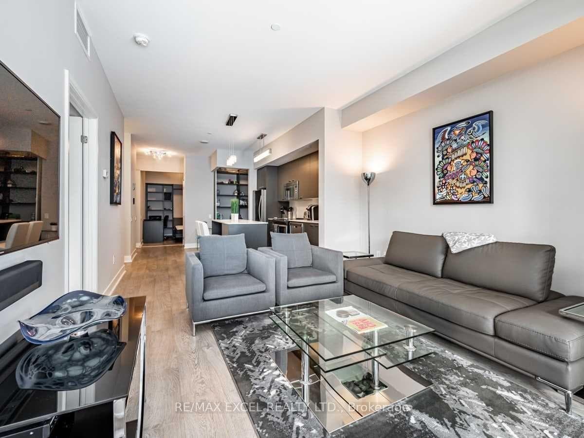 30 Roehampton Avenue Unit 619 photo 9