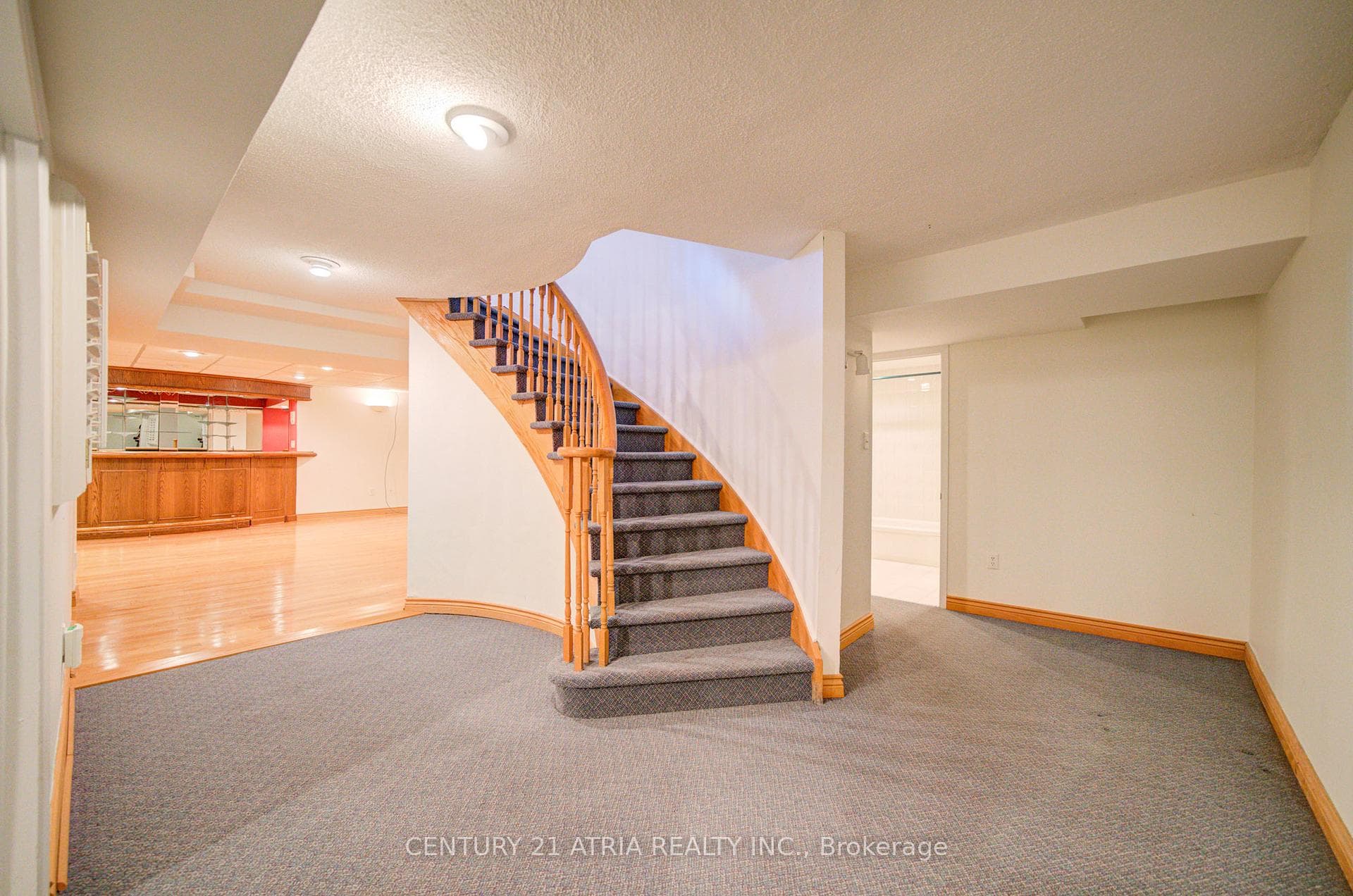 64 Craigleith Crescent photo 24
