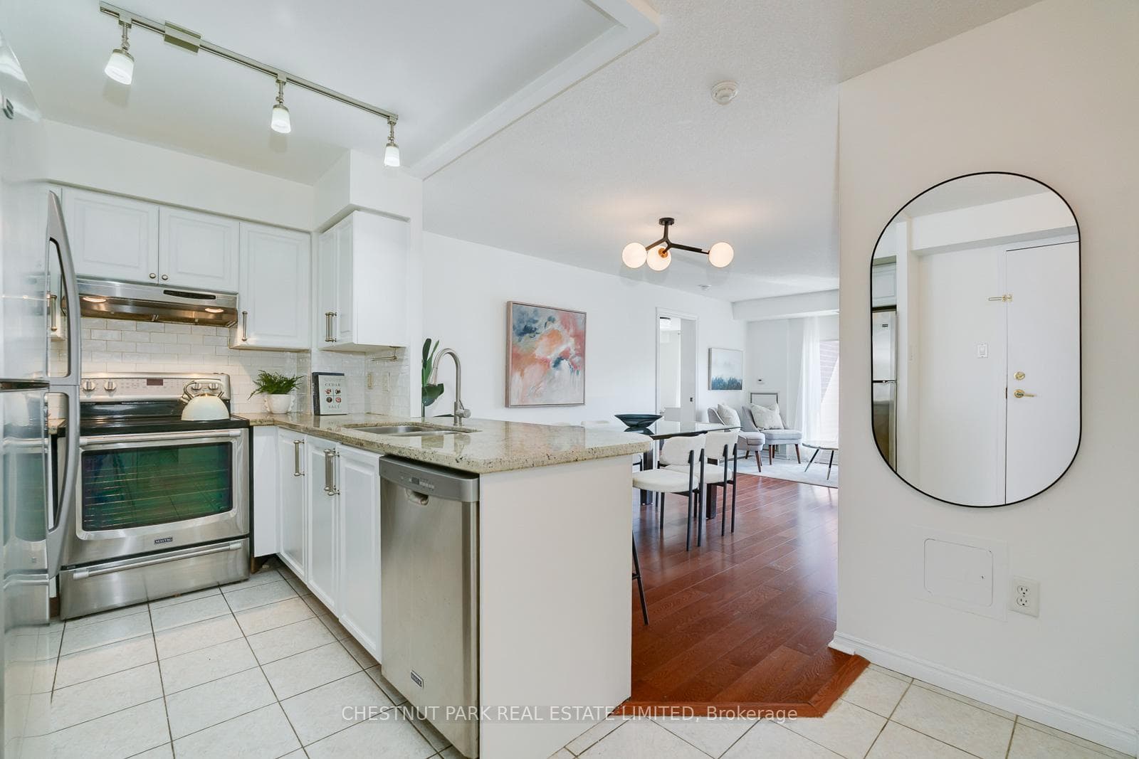300 Balliol Street Unit 404 photo 3
