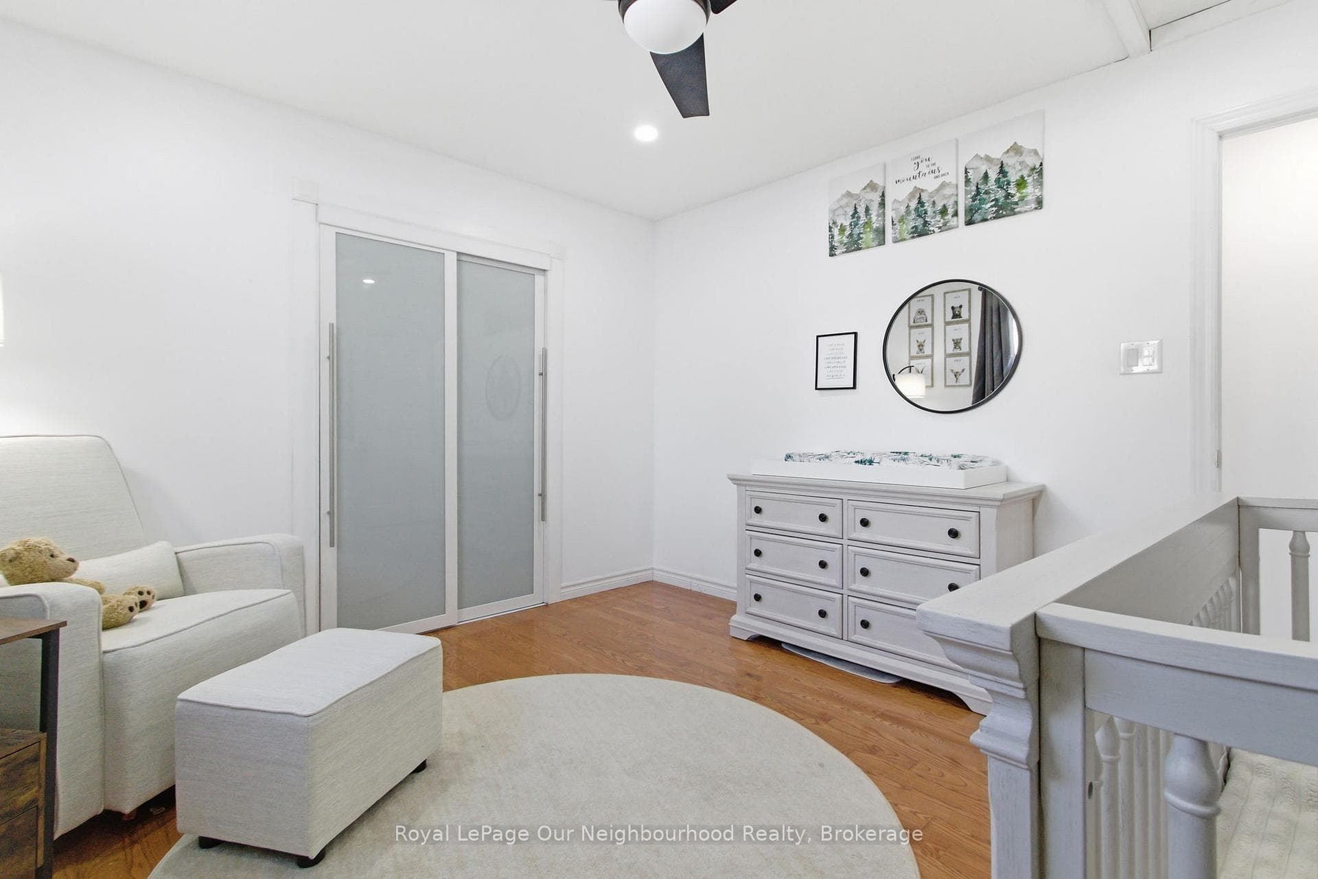 100 Keats Drive photo 23