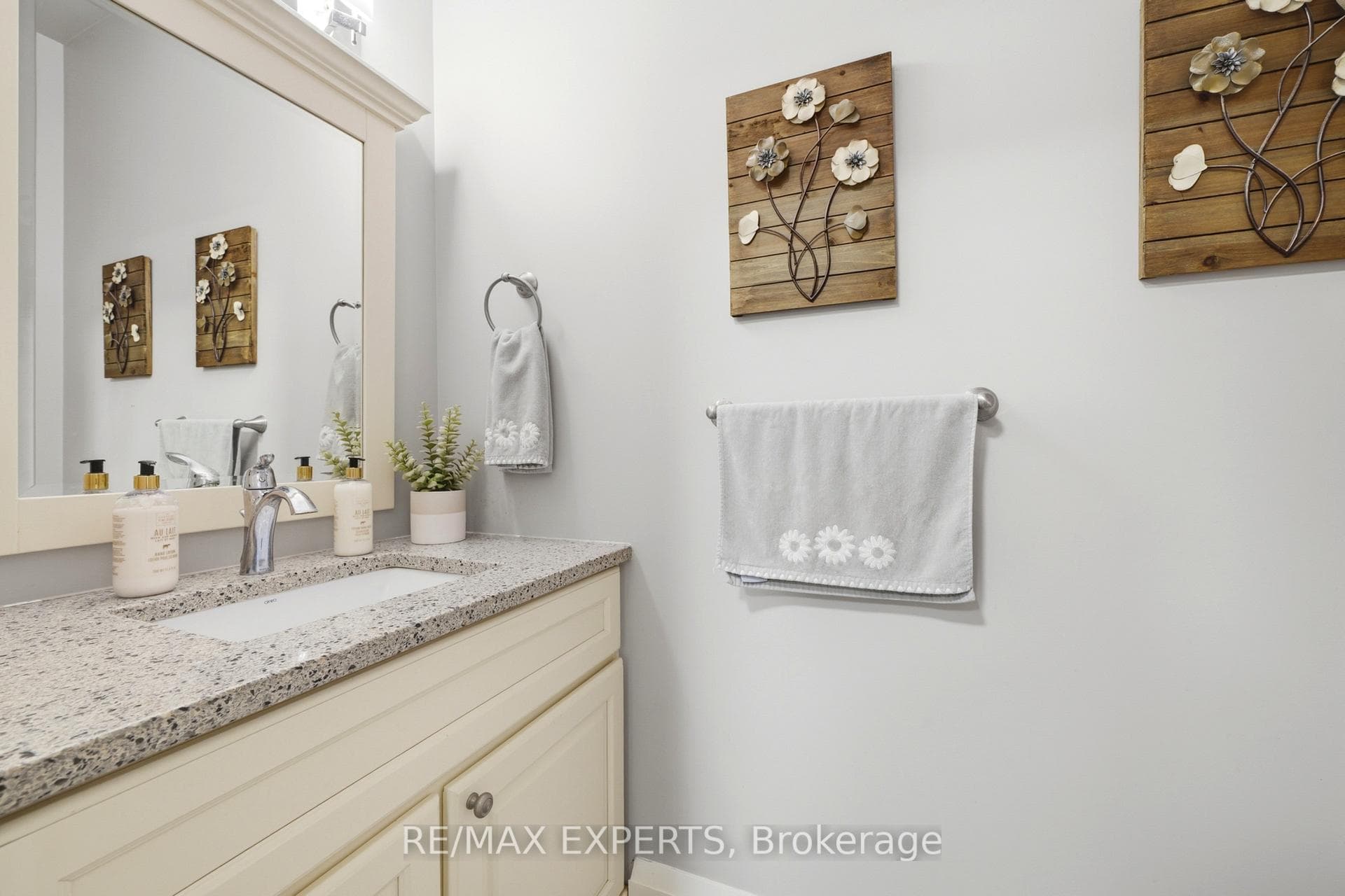 48 Marni Lane photo 24