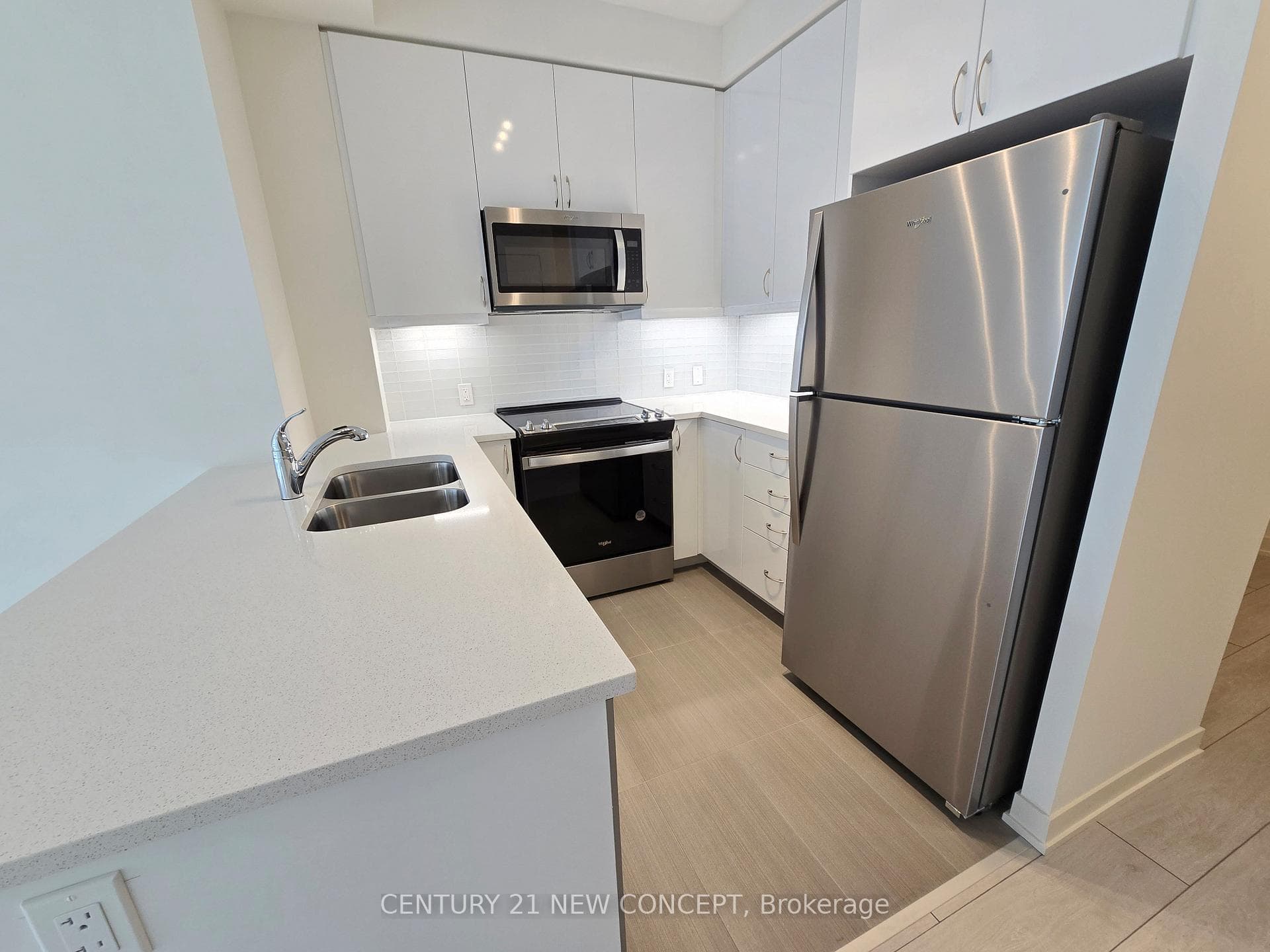 4955 Yonge Street Unit 1116 photo 8