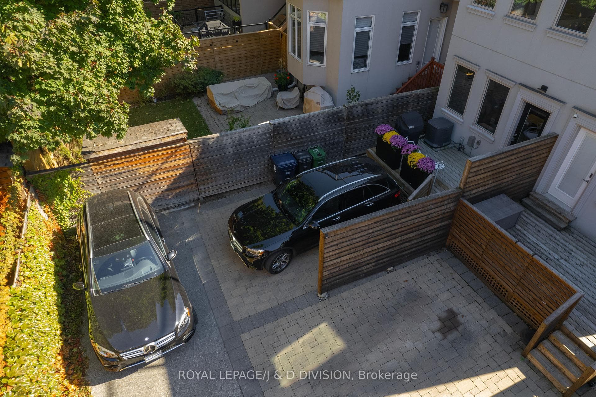 440B Soudan Avenue photo 30