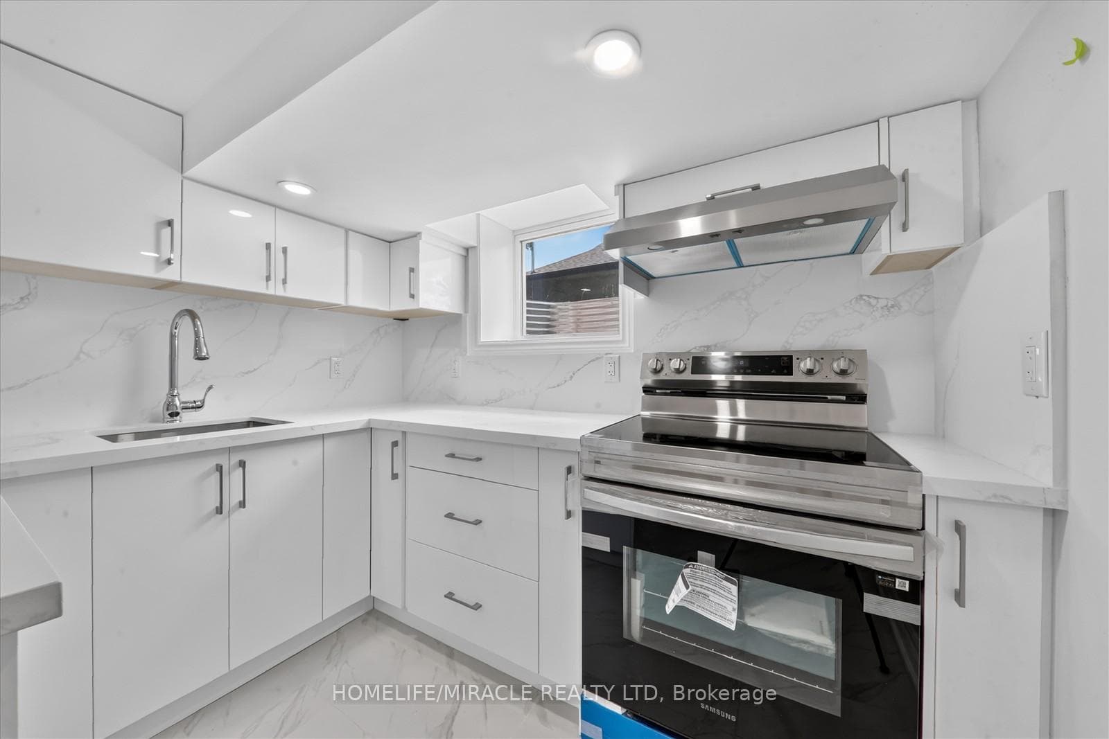 46 Singleton Road photo 27