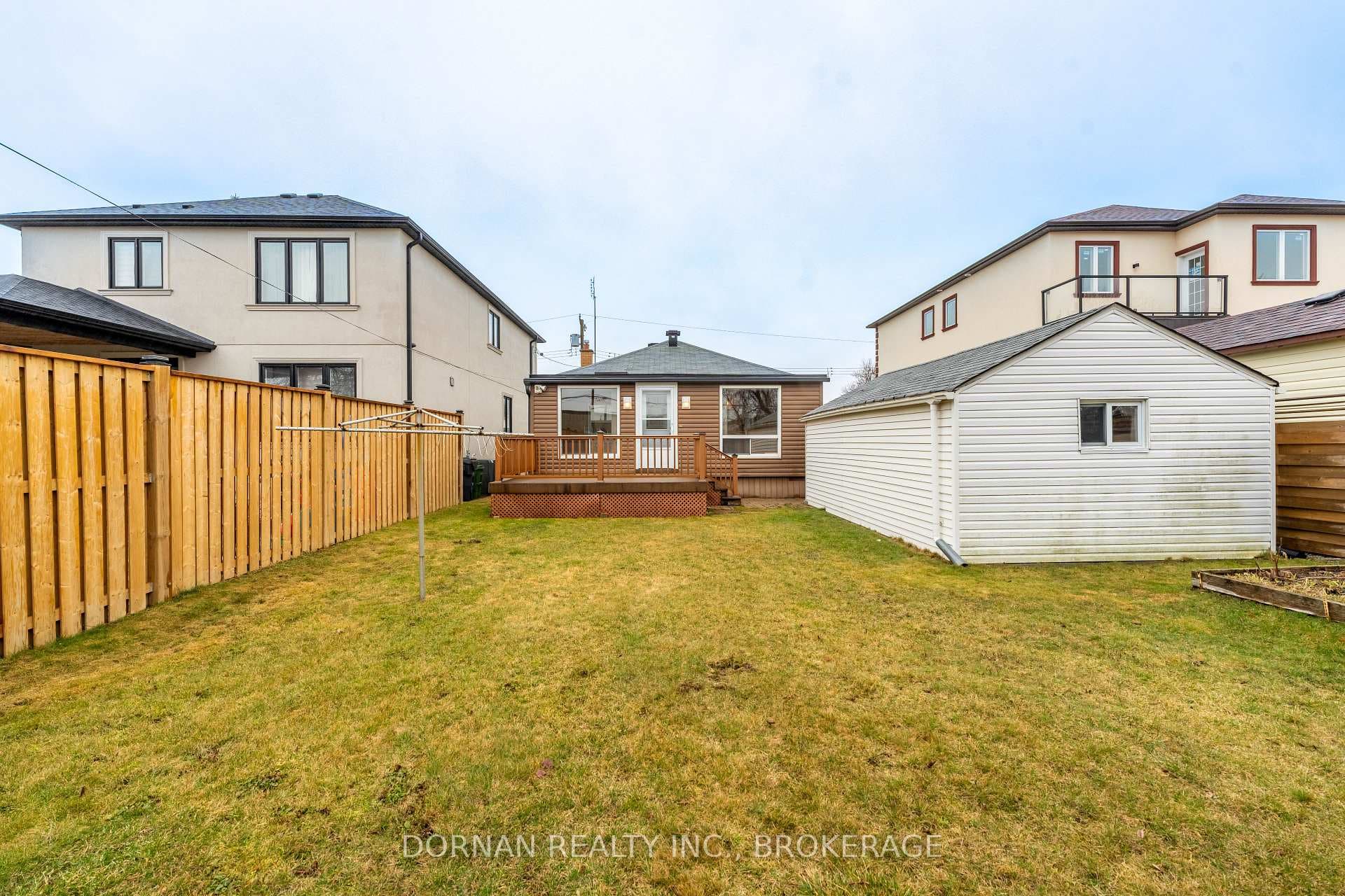 11 Frey Crescent photo 35