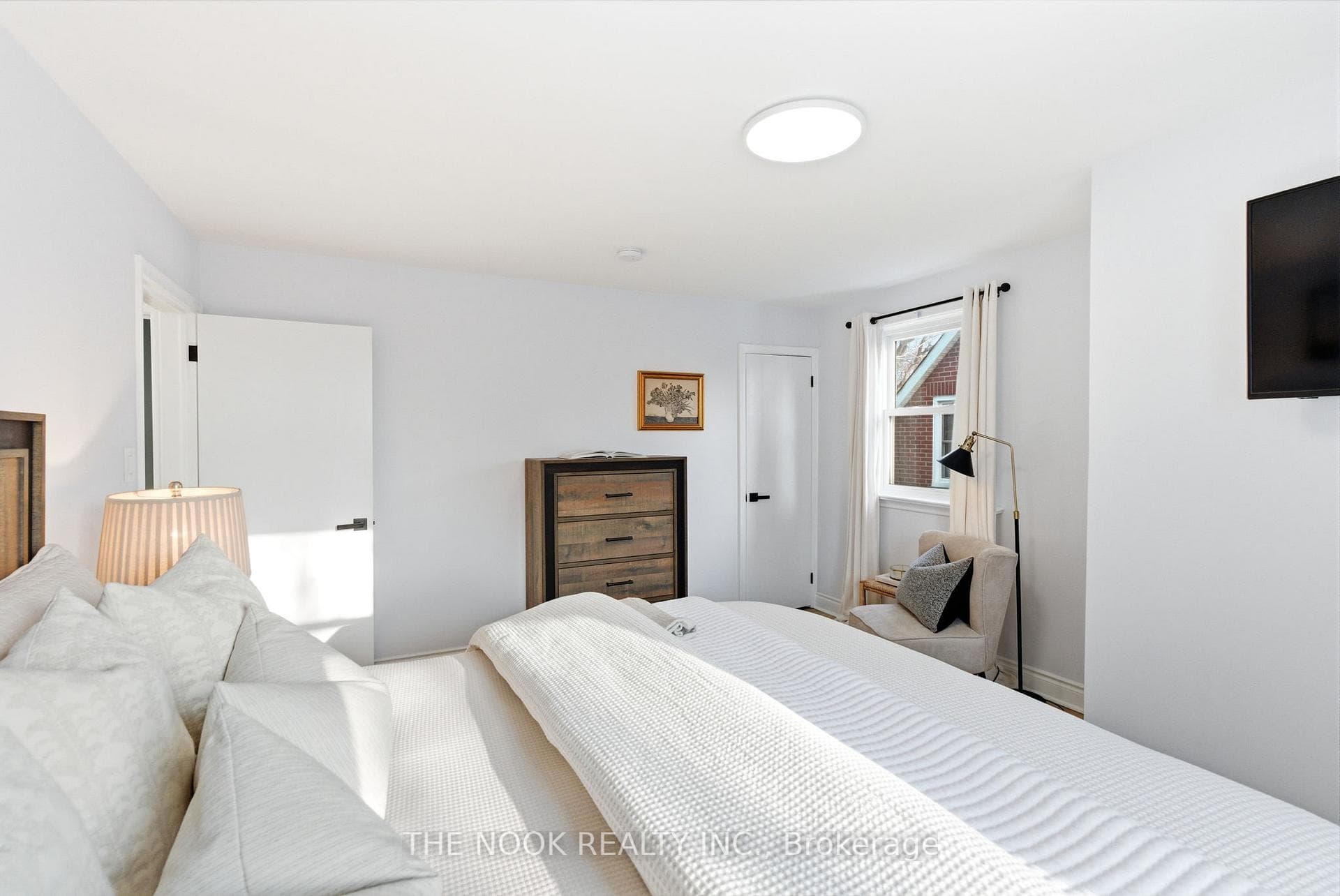 126 Abbott Boulevard photo 31