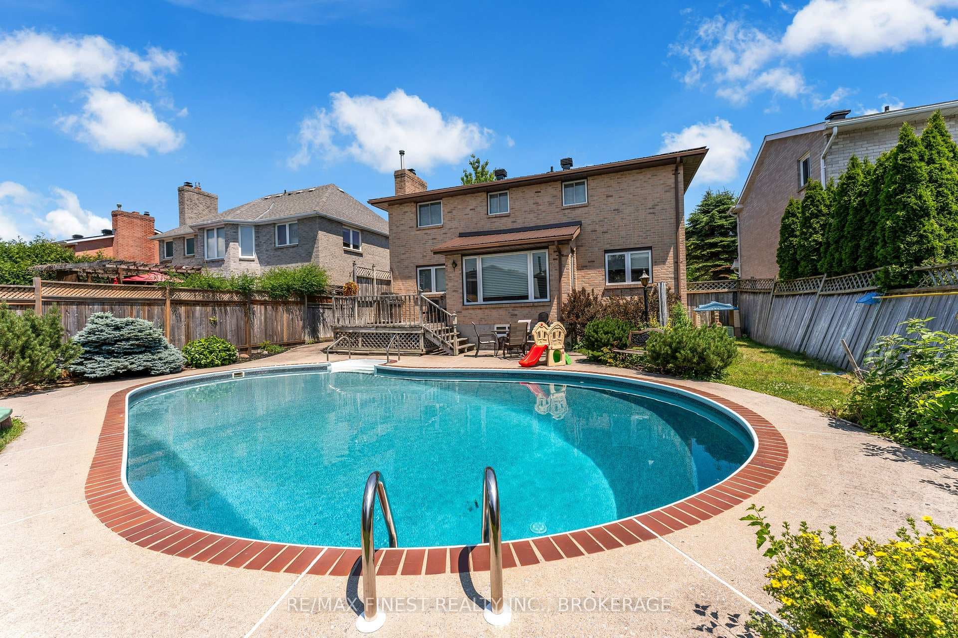943 Newhall Drive photo 46