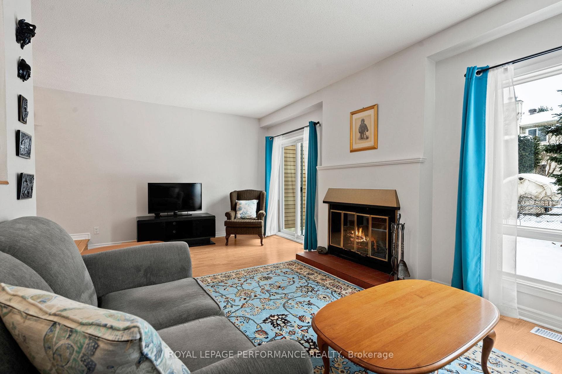 *virtual edit. Fireplace not WETT Certified/as is.