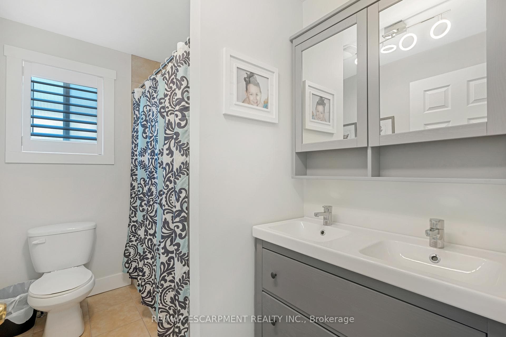 51 Thames Way photo 26