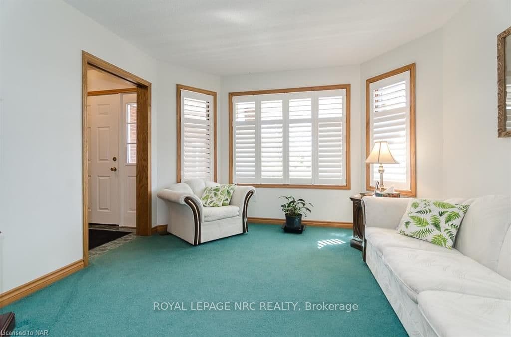 162 MICHAEL Drive photo 8