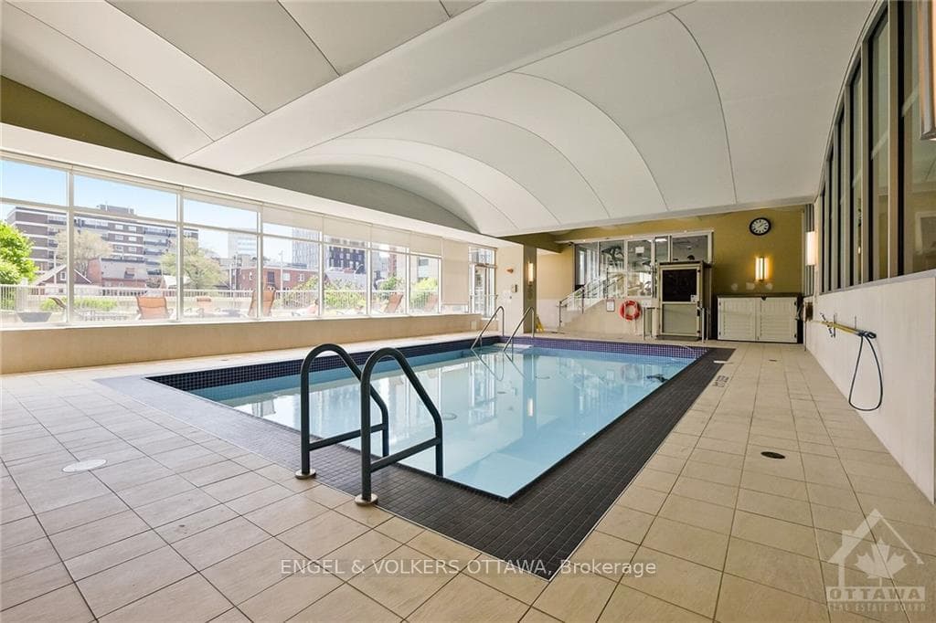 200 RIDEAU Street Unit 2401 photo 25