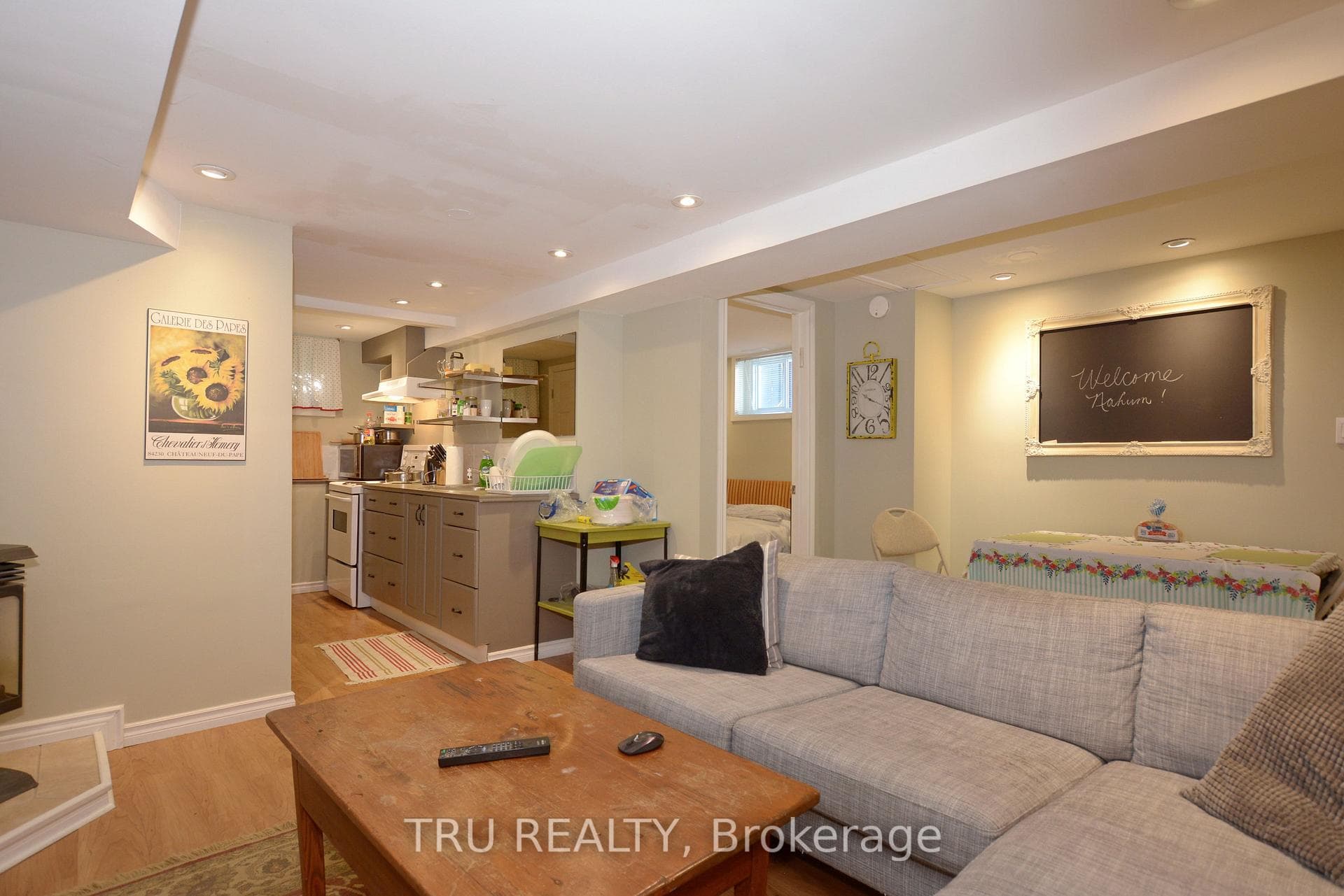 1106 Clyde Avenue Unit B photo 8