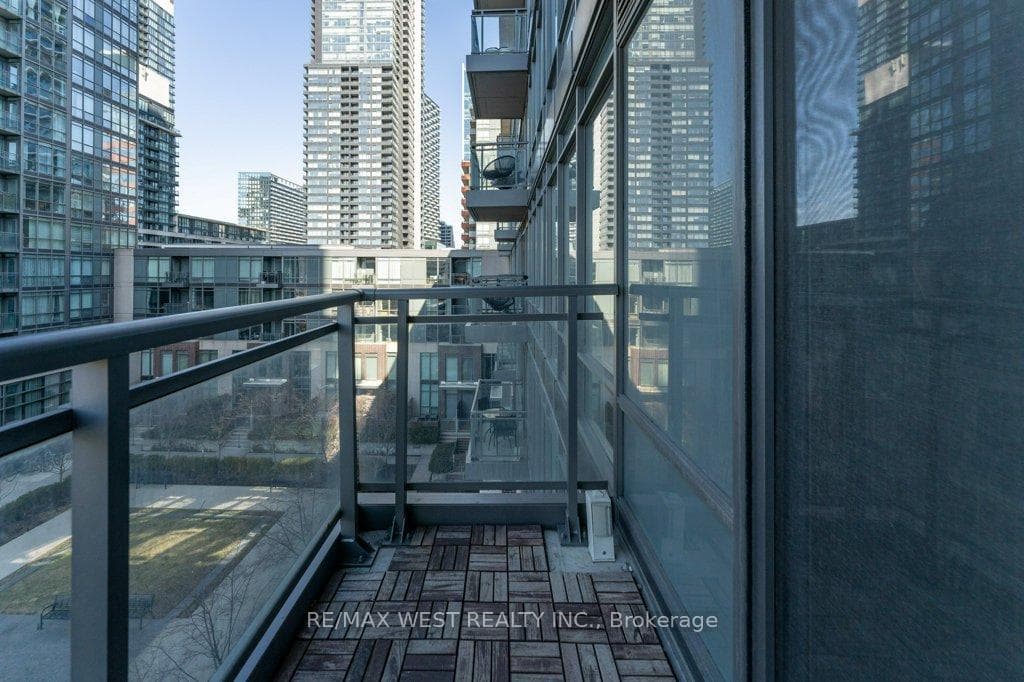 15 Brunel Court Unit 627 photo 20